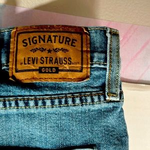 Men’s Levi’s shorts